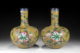 A PAIR OF LARGE CHINESE CLOISONNE ENAMEL 