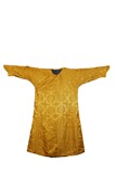 A YELLOW EMBROIDERED DRAGON ROBE