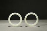 A PAIR OF ROPE-TWISTED BANGLES