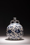 A BLUE AND WHITE 'FLOWERS' FLATTENED VASE