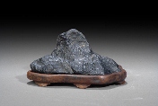 A natural Lingbi display stone