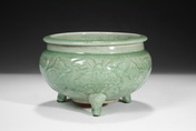 A LONGQUAN CELADON COLOR CENSER