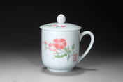 A SET OF PRESENTATION CUP BY WANG JINQING AND LI NA, DAUGHTER OF CHAIRMAN MAO