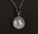 WHITE SOUTH SEA PEARL PENDANT