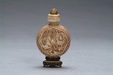 A Chinese ivory snuff bottle