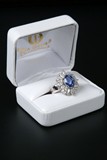 18K WHITE GOLD SAPPHIRE LADIES RING