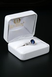 18K WHITE GOLD BLUE SAPPHIRE LADIES RING