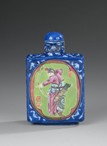A BLUE GROUND FAMILLE ROSE RECTANGULAR SNUFF BOTTLE