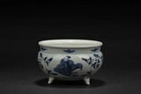 A BLUE AND WHITE TRIPOD CENSER 'FU LU SHOU'