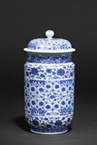 A BLUE AND WHITE 'FLOWERS' JAR WITH COVER