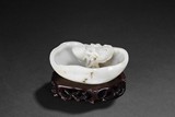 A JADE CARVED 'LINGZHI' BRUSH WASHER