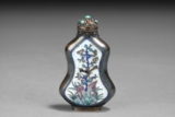 A SILVER CLOISONNE ENAMEL SNUFF BOTTLE