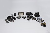 A GROUP OF VINTAGE CAMERAS AND ACCESSORIES