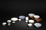 A GROUP OF PORCELAIN TABLEWARE