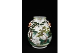 A FAMILLE-ROSE 'HUNDRED CRANES' VASE, HU