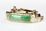 A 18K YELLOW GOLD JADEITE BRACELET WITH DIAMONDS