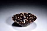 A JIZHOU BOWL WITH TORTOISESHELL DESIGN