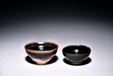 A GROUP OF TWO JIAN WARE BOWLS 