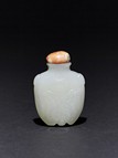 A WHITE JADE 'CICADA' SNUFF BOTTLE