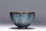 A JUN-TYPE CHRYSANTHEMUM BOWL