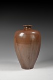 A YAOZHOU RUSSET GLAZED VASE