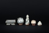 A SET OF FIVE PORCELAIN CERAMIC OBJECTS