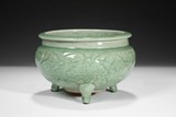 A LONGQUAN CELADON COLOR CENSER
