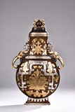 A BRONZE INLAID GOLD AND SILVER VASE WITH COVER