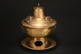 A BRONZE 'PLUM' FOOD VESSEL HOT POT