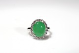 A ICRY APPLE GREEN JADEITE DIAMOND RING