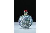 A DOUCAI 'DRAGON AND PHOENIX' SNUFF BOTTLE