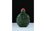 A SPINACH GREEN JADE 'DEER' SNUFF BOTTLE