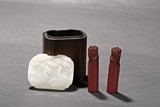 A WHITE JADE ROSEWOOD BOX WITH TWO SEALS