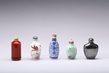 A GROUP OF FIVE VARIOUS SNUFF BOTTLES