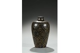 A JIZHOU WARE MEIPING VASE