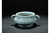 A CELADON GLAZED GE-TYPE CENSER