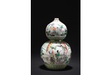 A DOUCAI DOUBLE GOURD 'FIGURES AND LANDSCAPE' VASE