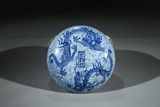 A BLUE AND WHITE 'DRAGON' INK PASTE BOX AND COVER 
