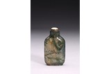 A MOSS AGATE CARVED SNUFF BOTTLE