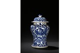 A BLUE AND WHITE DRAGON JAR AND COVER