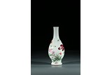 A CHINESE ENAMELLED 'FLOWERS' VASE