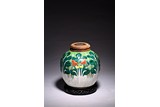 A CHINESE ENAMELLED 'CABBAGE' JAR AND COVER