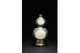A CLOISONNE ENAMEL JADE INLAID DOUBLE GOURD VASE