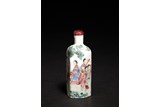 A CHINESE FAMILLE ROSE HEXAGONAL 'BEAUTIES' SNUFF BOTTLE
