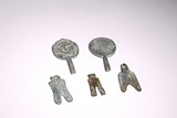 A GROUP OF FIVE CHINESE ARCHAIC BRONZE COINS