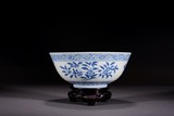 A CHINESE BLUE AND WHITE 'FLOWERS' BOWL