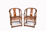 A PAIR OF CHINESE BOXWOOD HORSESHOE BACK CHAIRS