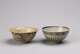 A GROUP OF TWO BLUE AND WHITE BOWLS