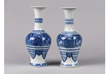 A PAIR OF BLUE AND WHITE 'KUI DRAGON' VASES