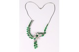 A NATURAL JADEITE AND DIAMOND NECKLACE